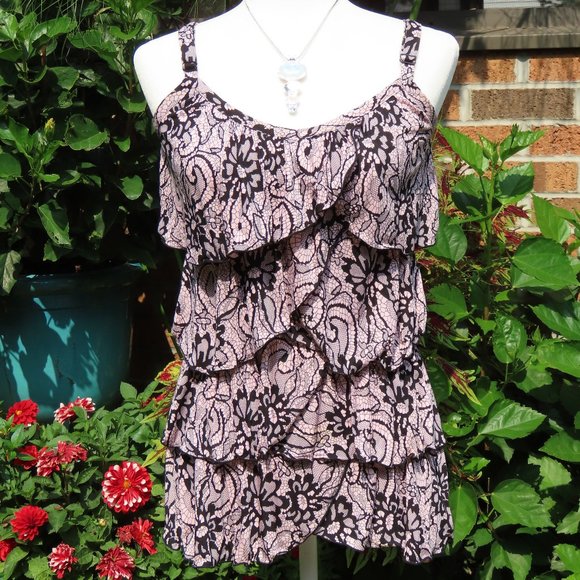 Pretty Ruffle Top - Picture 5 of 5